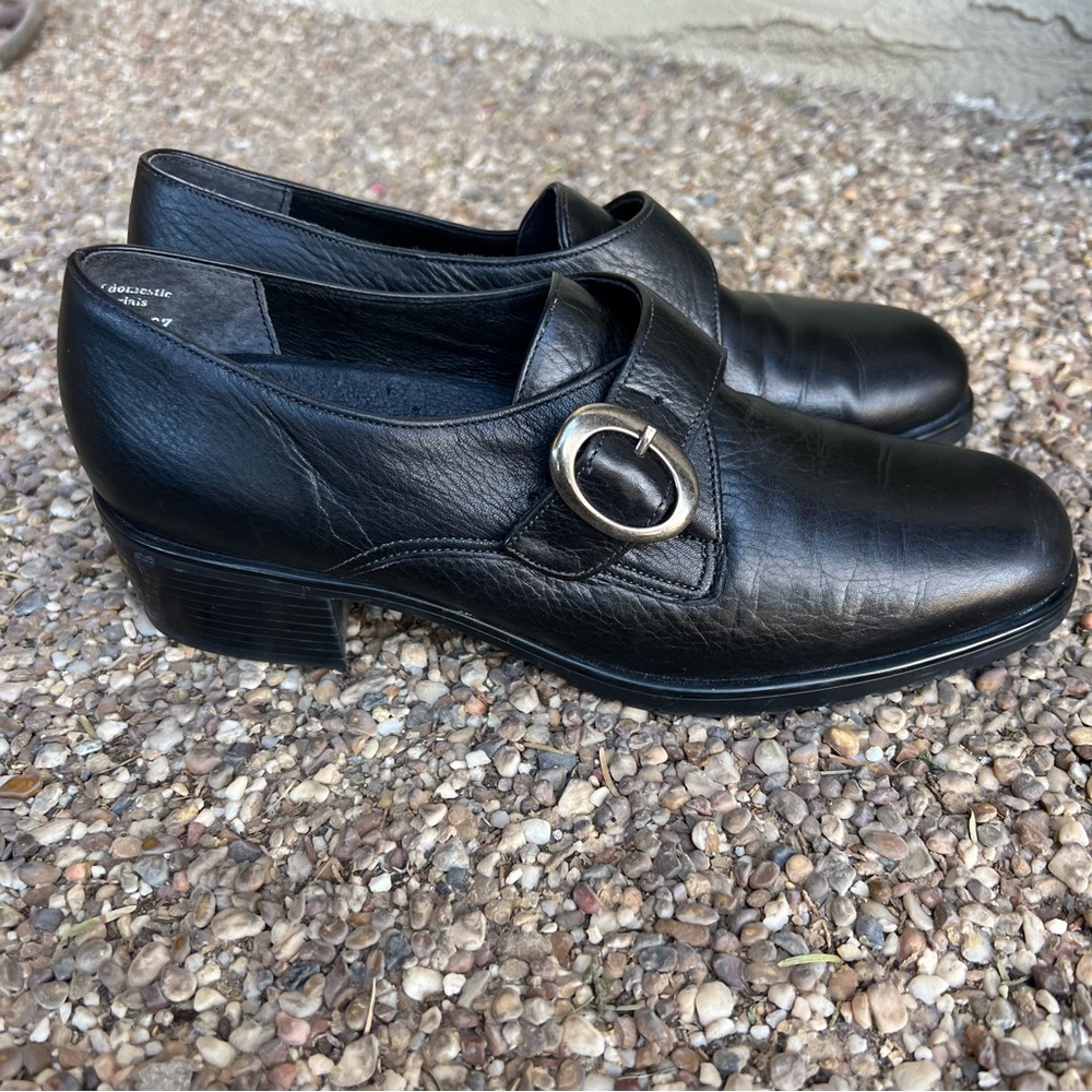 Munro Black Leather Women’s Monk Strap Loafers Size 7N (Narrow)